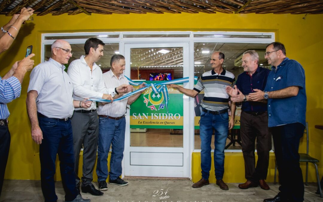 La JIPL participó de la inauguración del tercer local comercial de la Cooperativa San Isidro