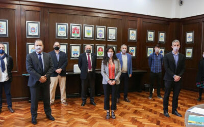 Acuerdo entre Gobierno y Lácteas para ampliar abastecimiento en el mercado interno y evitar intervención sobre exportaciones.
