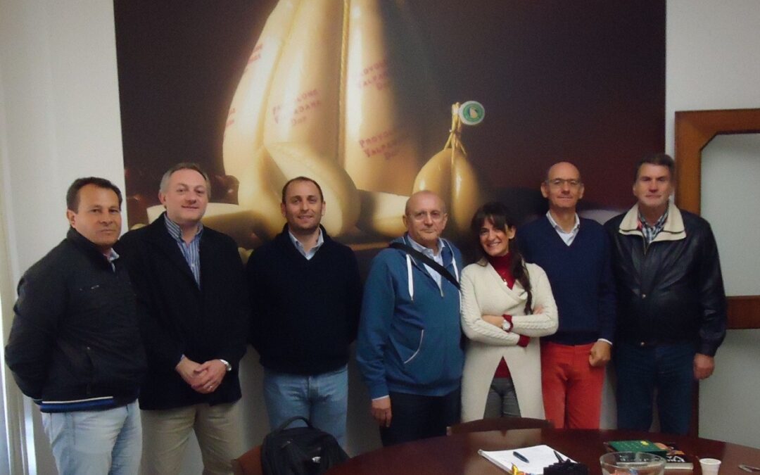 Presencia Local en la Feria Internacional de Lechería realizada en Cremona, Italia