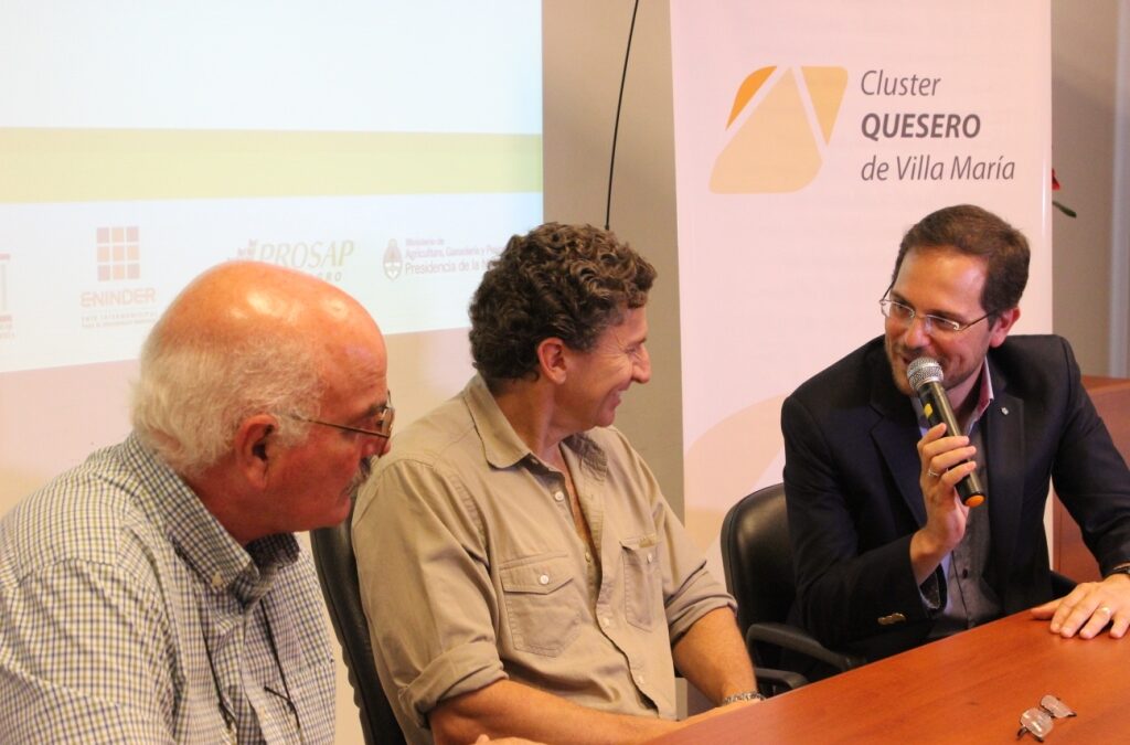 El Subsecretario de Lechería de la Nación Visitó al Cluster Quesero de Villa María.